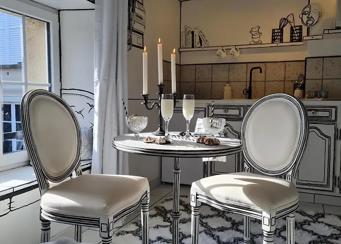 Illustre Insolite Сабле-сюр-Сарт